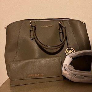 Olive Green Michael Kors hangbag with removable strap and 8 card slot wallet